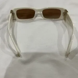 VALENTINO Sunglasses. New! Original box & everything included. Accessories | Valentino Sunglasses New Original Box  main image 4